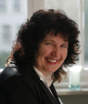 Porträt der Pflegedirektorin Rita Elpers Porträt der Pflegedirektorin Rita Elpers