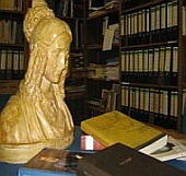 Abbildung des Droste-Archivs. Abbildung des Droste-Archivs.