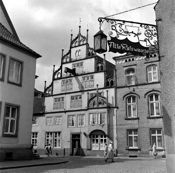 Giebelseitige Fassadenansicht des 1576 erbauten Hauses Wippermann in der Kramerstraße 5