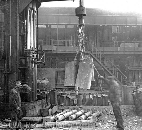 01_3578 MZA 838 Eisen und Stahl: Das Stahlwerk, Borsig-Werke, Oberschlesien
