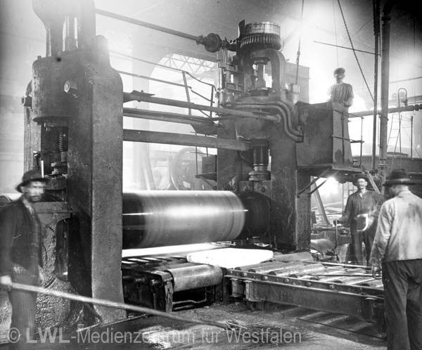 01_3597 MZA 840 Eisen und Stahl: Das Walzwerk, Borsig-Werke, Oberschlesien