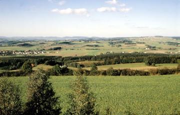 Blick vom Hohenasch zum Wiehengebirge