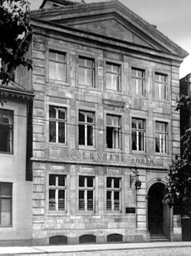 Neubrückenstraße 66/67: Gebäude der Volksbank seit 1908