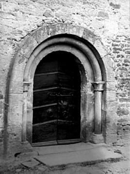 Nördliches Portal der ehemaligen St. Dionysius- Kirche