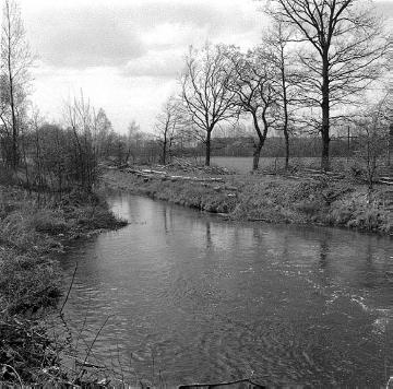 Boker Kanal bei Sudhagen, 32 km langer Bewässerungskanal zwischen Paderborn-Neuhaus und Lippstadt, in Funktion 1853 bis 1970er Jahre