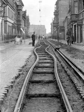 Gleisbau in der Gladbecker Str. mit Blick zum alten Marienhospital am Kreuzkamp