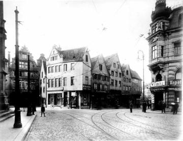 Altstadt am Drubbel mit Blick auf das Tabakgeschäft Wilhelm Fincke