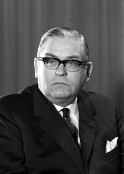Dr. Anton Köchling, Landesdirektor des Landschaftsverbandes Westfalen-Lippe von 1954-1968