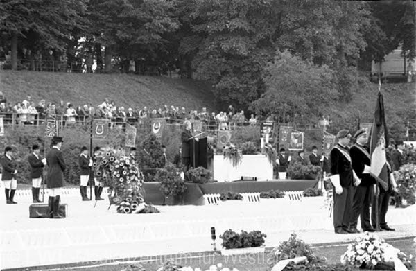 10_6818 Bestattungsfeierlichkeiten Dr. Reiner Klimke 1999