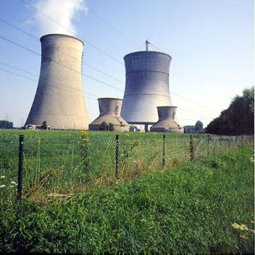 Kühltürme der Kraftwerkanlage der VEW (Vereinigte Elektrizitätswerke Westfalen)