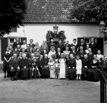 Hochzeit Göring - Stockhorst, Gruppenporträt der Familie