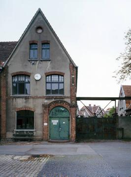 Textilfabrik F. A. Kümpers, Heidhoevelstraße, Werkstor und technisches Bürohaus