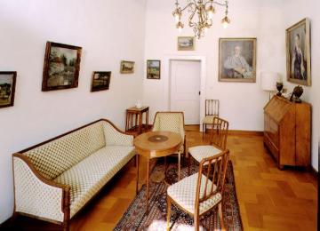 Haus Welbergen, Wohnzimmer mit Sekretär
