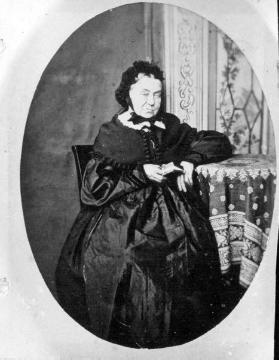 Witwe des Franz Anton Vogt - geb. Gertrud Padberg, aus Winkhausen (gestorben 1875)