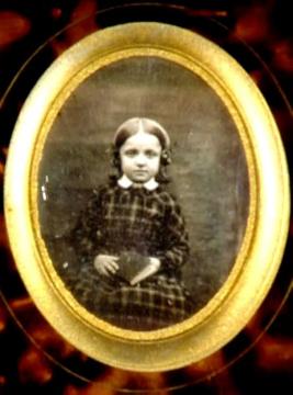 Kleines Mädchen mit Buch, Daguerreotypie