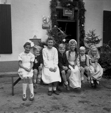 Hochzeit Göring genannt Funke - Stockhorst: Kinder während des Festes