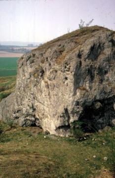Zeugnis des tertiären Vulkanismus: Basaltkuppe "Hüssenberg" bei Eissen (Naturdenkmal)