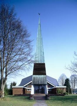 Kraftfahrerkapelle St. Christophorus in Telgte-Raestrup, erbaut in den 1960er Jahren an der Bundesstraße 64. Ansicht im April 2006.