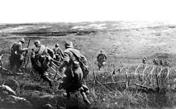 Kriegsschauplatz Vogesen/Elsass 1915: Französischer Angriff der Infanterie am Sudelhang