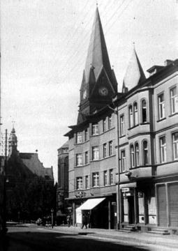 Ortsteil Neheim: Straßenzug am Rathaus, undatiert, um 1920?