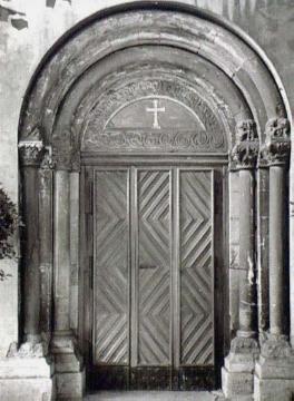 Romanisches Portal der Pfarrkirche St. Vitus in Lette