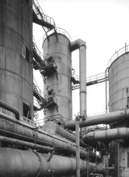 Industriedenkmal Kokerei Hansa (Betrieb 1928-1992): Benzol- und Naphtalinwascher zur Reinigung des Kokereigases von Rohbenzol und Naphtalin