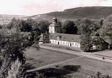 Kloster Corvey, ehem. Benediktinerabtei, 1950: Wagenremise und Eckturm der nördlichen Vorhofgebäude
