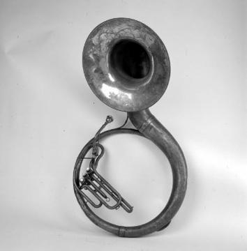 Sousaphon aus der Werkstatt der Dellmas, HTTunica & Co., Chicago, Herstellungsjahr unbekannt