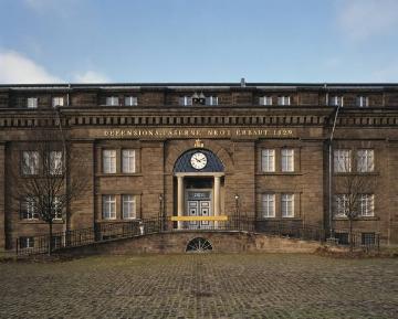Das Preußenmuseum, ehemalige Defensionskaserne, erbaut 1829, Teil der einstigen Festung Minden, erbaut 1827-1850 (Simeonsplatz 12)