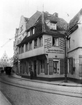 Haus der Firma Ignatz Backmann an der Frauenstraße