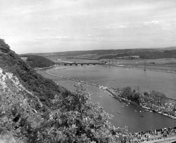 Hengsteysee mit Ruhr-Lenne-Mündung am Tag der Brückeneinweihung Pfingsten 1930