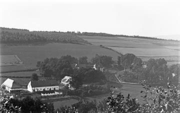 Der Weiler Ebbinghof im Schmallenberger Sauerland (Hawerland), 1913