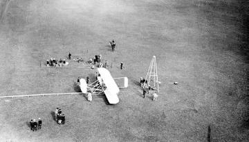 Abflugvorrichtung des motorgetriebenen 'Flyer' der Gebrüder Wilbour und Orville Wright - ohne Ort, undatiert, um 1905?