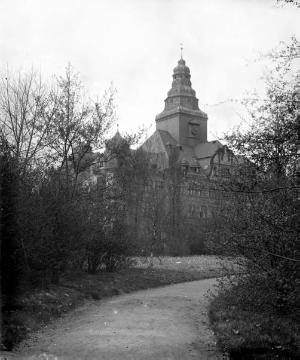 Rathaus Recklinghausen am Kaiserwall, Südfront mit Erlbruchpark (?) - Neorenaissance, erbaut 1905-1909, Architekt: Otto Müller-Jena