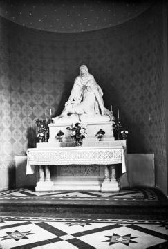 Pieta in der Herz Jesu-Kirche des Franziskanerklosters Stuckenbusch