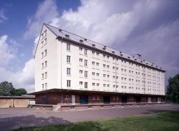 Speicherstadt Münster: Magazingebäude des Staatsarchives Münster im sanierten Speicher 5 der ehemaligen Winterbourne-Kaserne (1945-1994)