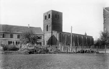 Abgebrannte Kirche in Bottrop-Kirchhellen, 1922.