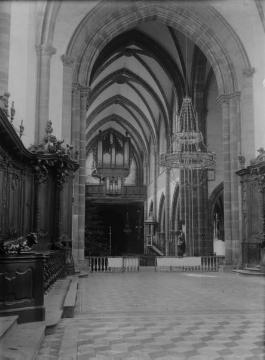 Ortsimpressionen, Westfront 1914-1918: In der Abteikirche Saint Martin, Kloster Marmoutier, Maursmünster (frz. Marmoutier), Elsass, undatiert