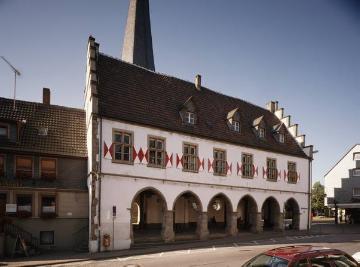 Das ehemalige Rathaus, spätgotischer Bau von 1547, seit 1933 Sitz des Ruhrtal-Museums (2)