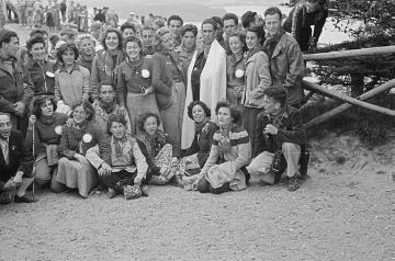 Richard Schirrmannn, Reisen: Mit einer Reisegruppe auf dem Himmelbjerget (Himmelsberg) bei Silkeborg, Dänemark - evtl. während der internationalen Jugend-Rallye im Rahmen der Internationalen Jugendherbergskonferenz 1959 in Deutschland