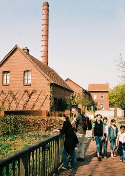 Textilmuseum Bocholt: Teilansicht mit nachgebautem Arbeiterwohnhaus