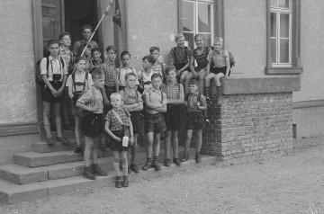 Richard Schirrmann, Alltagsleben: Schule Grävenwiesbach, Wandertag der Jungenklasse, undatiert