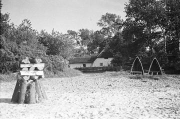 Am Strand - Urlaubsimpressionen aus Kalkhorst an der Ostsee zwischen Lübeck und Wismar (Mecklenburg), um 1935