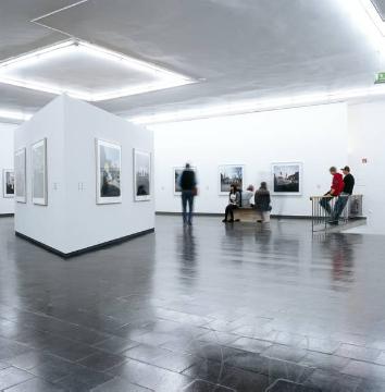 Tuomo Manninen: "Wir/We" - Ausstellung zeitgenössischer Fotografie in der Kunsthalle Recklinghausen