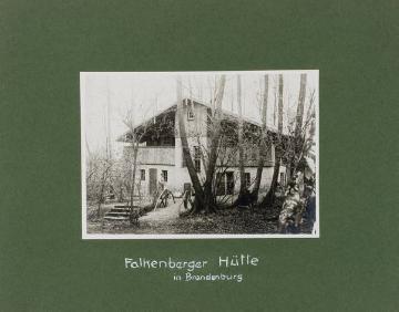 Falkenberger Hütte, Brandenburg, in: Fotoalbum "Deutsche Jugendherbergen" des Verbandes für Deutsche Jugendherbergen, Hilchenbach, undatiert
