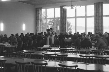 "Richtfest Jugendherge Altena", Tischgesellschaft - Einweihung 1958, geschlossen 1994