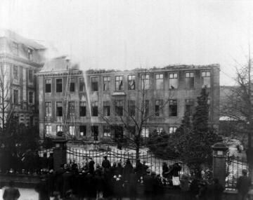 31. Dezember 1908: Brand des Verwaltungsgebäudes der Landesversicherungsanstalt Westfalen in Münster, Bispinghof 3