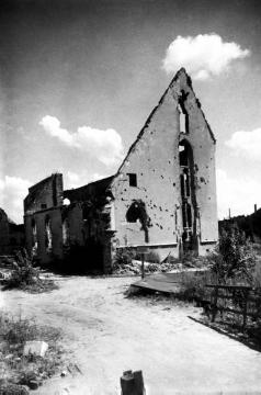 Kriegszerstörung an der Georgskommende: Ruinen der Kirche