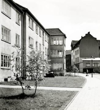 Hattingen, Südstadt: Neubausiedlung der Westfälisch-Lippischen Heimstätte mit 319 Genossenschaftswohnungen