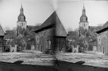 Ortskern von Nottuln mit Pfarrkirche St. Martinus, um 1947 [Angabe Manfred Weber: Blick auf St. Martinus ehemalig Kottenstedte / ERPA]